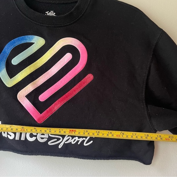 🌼 5/$25 Justice Sport Cropped Rainbow Heart Sweatshirt XS Black Fleece Pullover - Picture 7 of 8